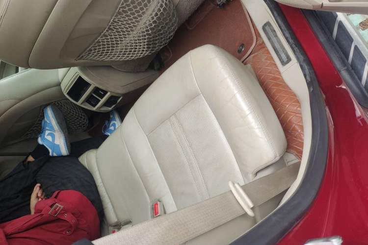 Used Cadillac SRX 2012 3.0L Elite Edition Left Rear Seat