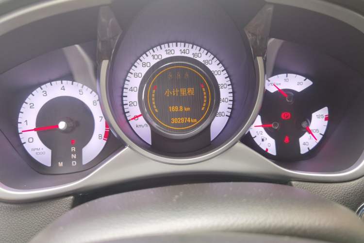 Used Cadillac SRX 2012 3.0L Elite Edition Odometer Close Up