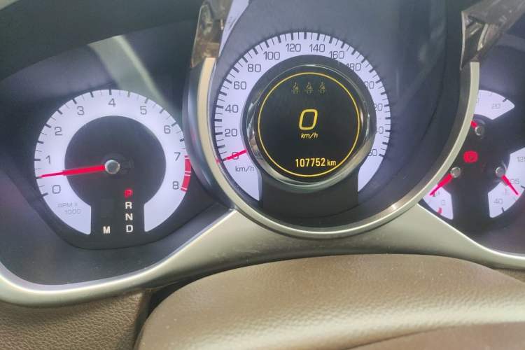 Used Cadillac SRX 2012 3.0L Elite Edition Odometer Close Up