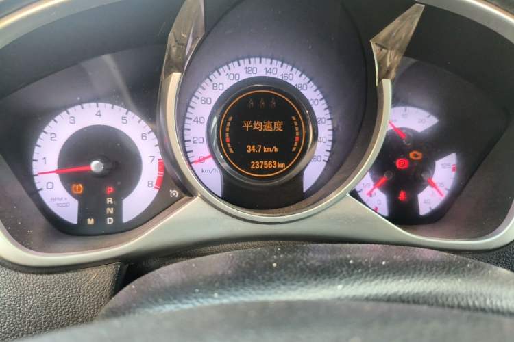 Used Cadillac SRX 2012 3.0L Leading Model Odometer Close Up