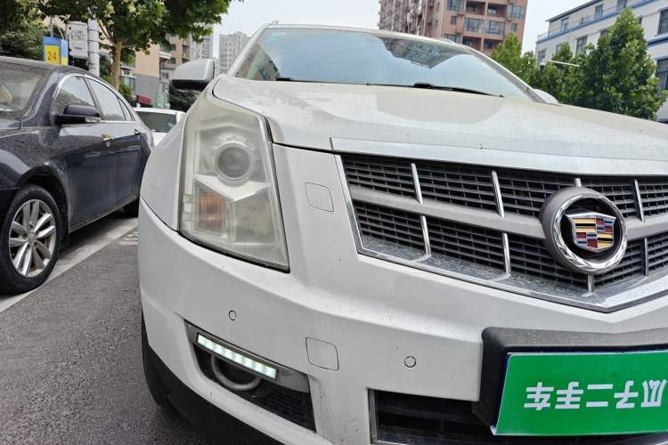 Used Cadillac SRX 2012 3.0L Elite Edition Right Front Headlight
