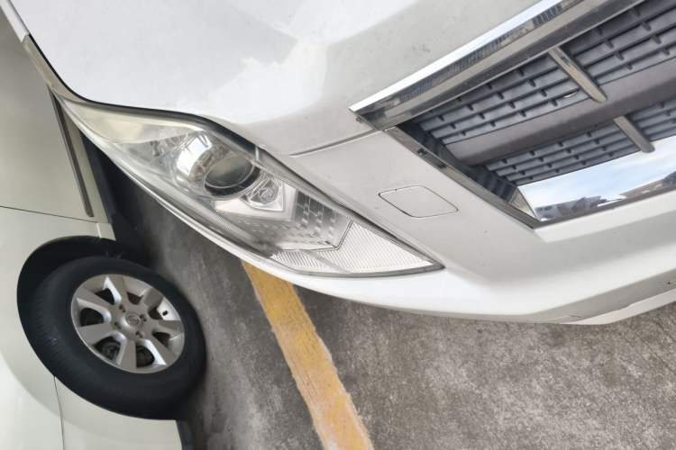 Used Cadillac SRX 2012 3.0L Leading Model Right Front Headlight