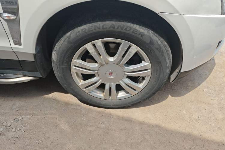 Used Cadillac SRX 2012 3.0L Luxury Model Right Front Wheel Hub