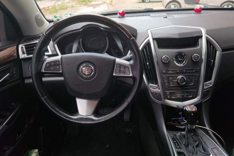 Used Cadillac SRX 2012 3.0L Elite Edition Steering Wheel