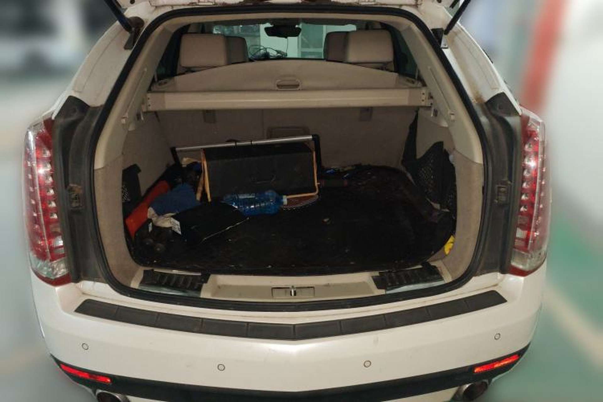 Used Cadillac SRX 2012 3.0L Elite Edition Trunk