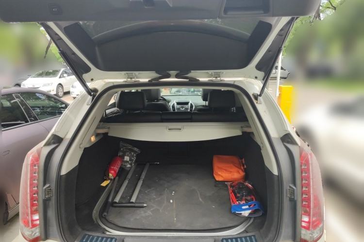 Used Cadillac SRX 2012 3.0L Elite Edition Trunk