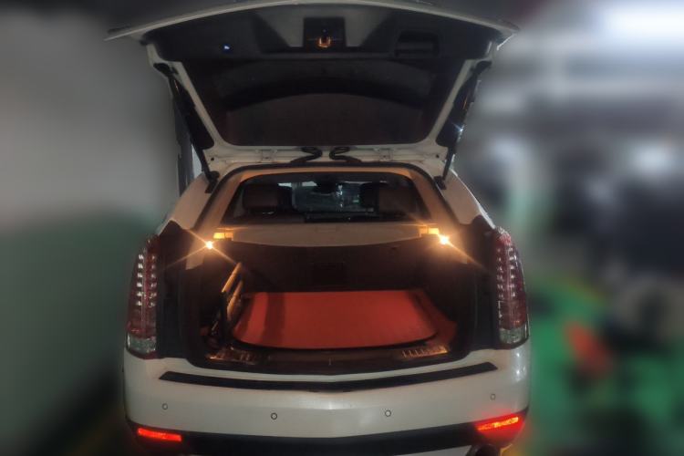 Used Cadillac SRX 2012 3.0L Elite Edition Trunk