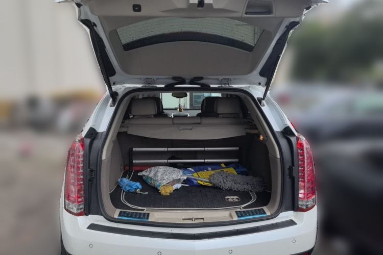 Used Cadillac SRX 2012 3.0L Elite Edition Trunk