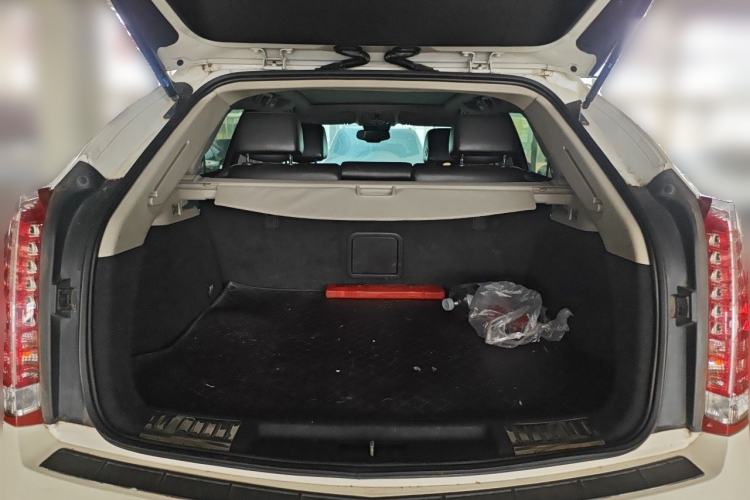 Used Cadillac SRX 2012 3.0L Elite Edition Trunk