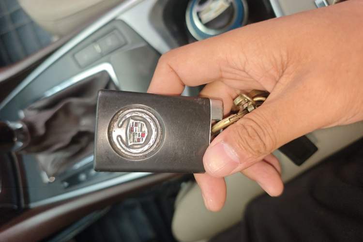 Used Cadillac SRX 2012 3.0L Leading Model Vehicle Key