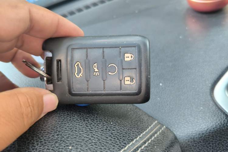 Used Cadillac SRX 2012 3.0L Leading Model Vehicle Key
