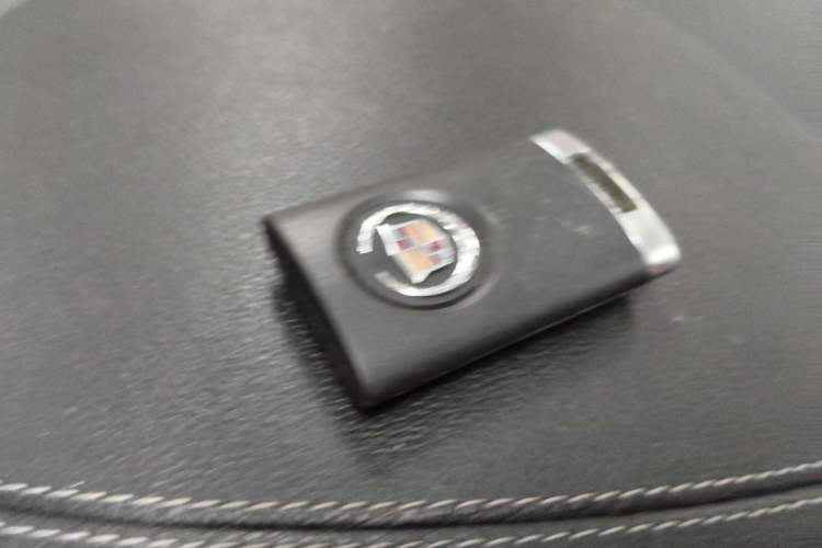 Used Cadillac SRX 2012 3.0L Leading Model Vehicle Key