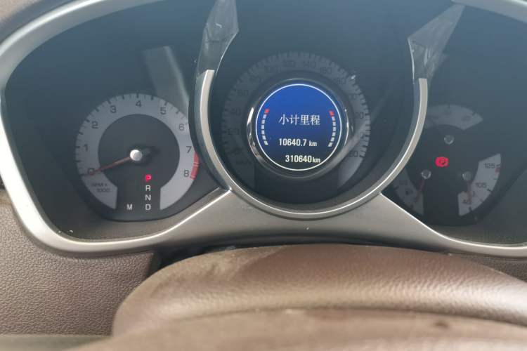 Used Cadillac SRX 2012 3.0L Leading Model Odometer Close Up