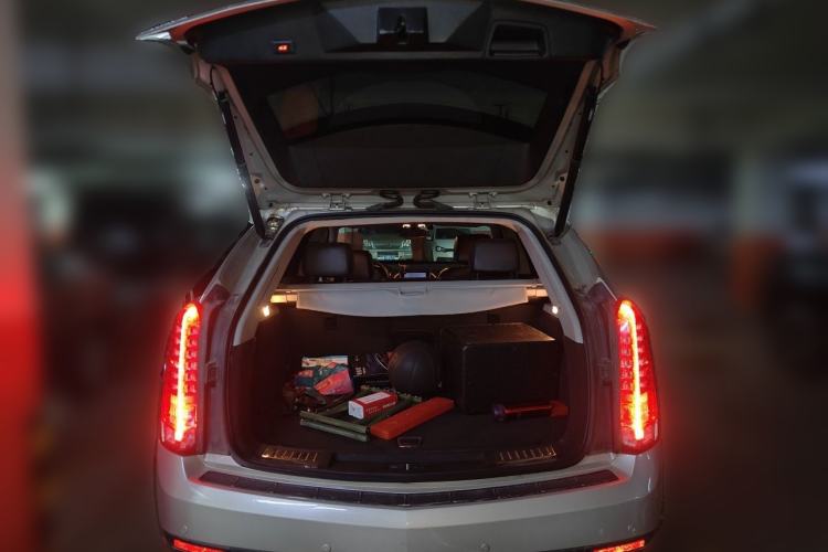 Used Cadillac SRX 2012 3.0L Comfort Model Trunk