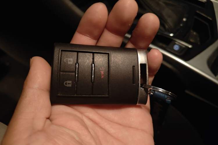 Used Cadillac SRX 2012 3.0L Comfort Model Vehicle Key