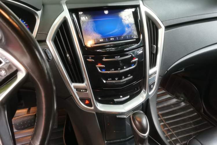 Used Cadillac SRX 2013 3.0L Comfort Model Audio And AC Panel