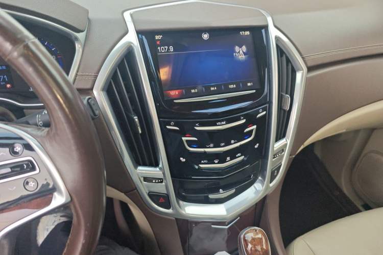 Used Cadillac SRX 2013 3.0L Elite Model Audio And AC Panel