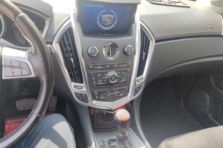 Used Cadillac SRX 2013 3.0L Elite Model Audio And AC Panel