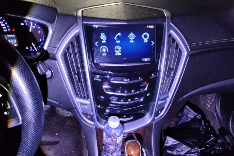 Used Cadillac SRX 2013 3.0L Elite Model Audio And AC Panel