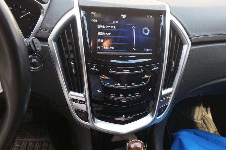 Used Cadillac SRX 2013 3.0L Luxury Model Audio And AC Panel