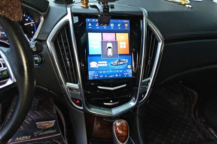 Used Cadillac SRX 2013 3.0L Elite Model Audio And AC Panel