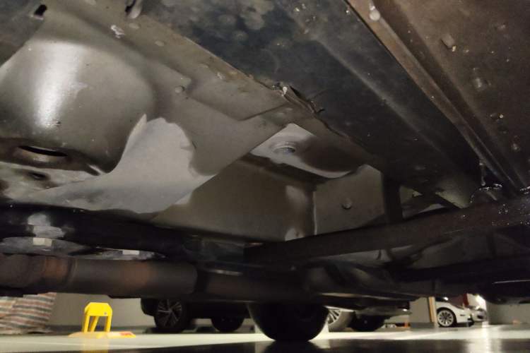 Used Cadillac SRX 2013 3.0L Elite Model Chassis Front Left