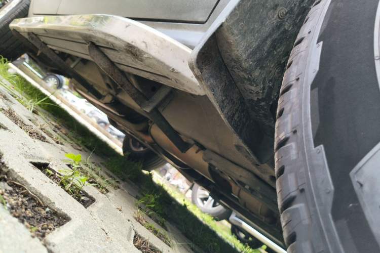 Used Cadillac SRX 2013 3.0L Elite Model Chassis Front Right