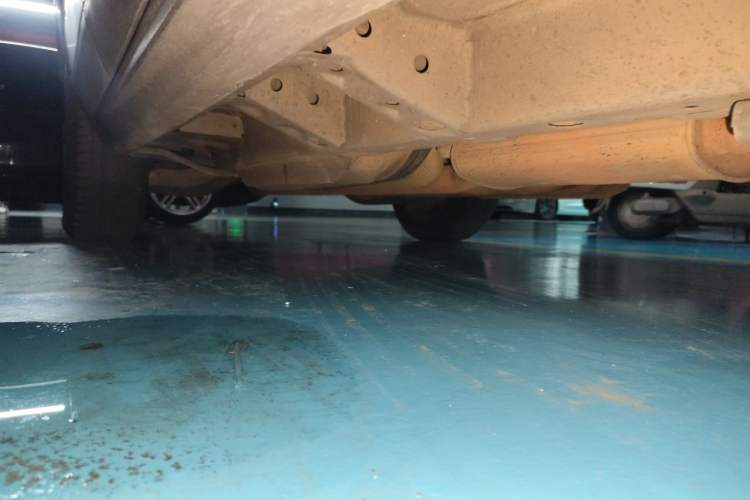 Used Cadillac SRX 2013 3.0L Comfort Model Chassis Front Right