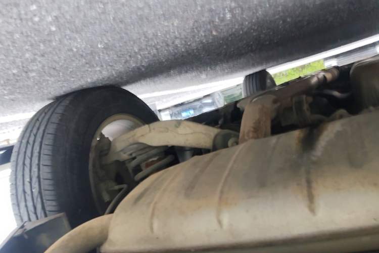 Used Cadillac SRX 2013 3.0L Elite Model Chassis Rear Right