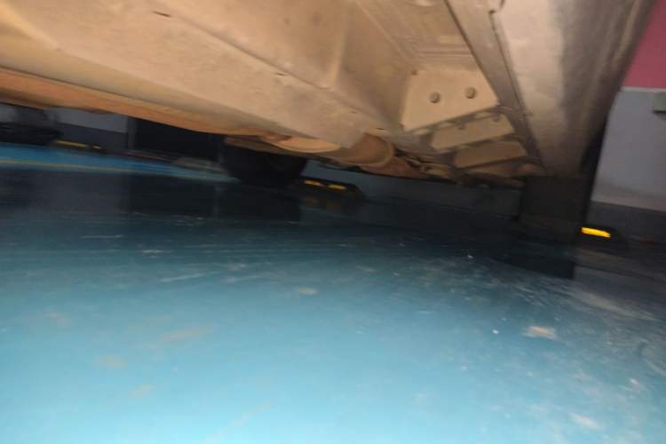 Used Cadillac SRX 2013 3.0L Comfort Model Chassis Rear Right
