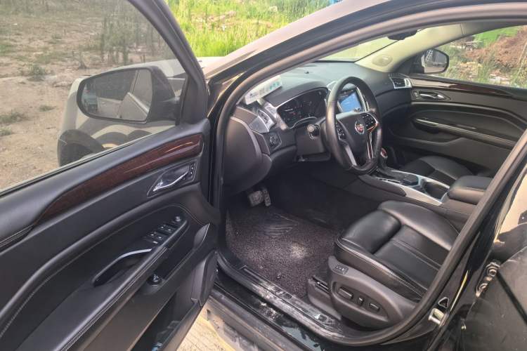 Used Cadillac SRX 2013 3.0L Elite Model Driver Seat