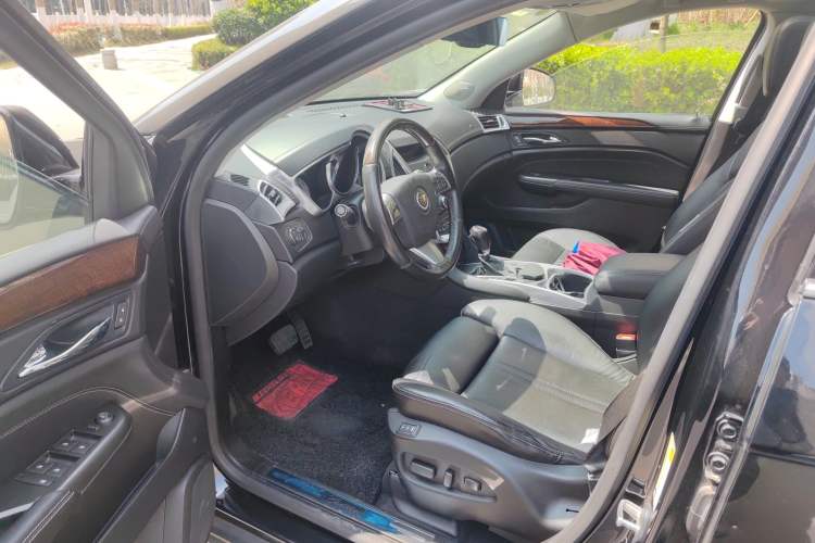 Used Cadillac SRX 2013 3.0L Elite Model Driver Seat