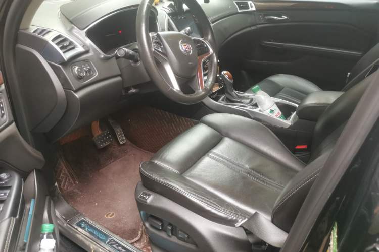 Used Cadillac SRX 2013 3.0L Elite Model Driver Seat