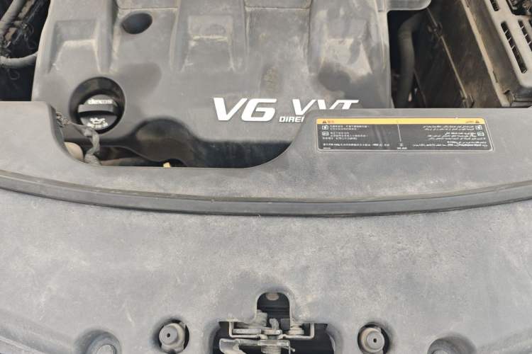 Used Cadillac SRX 2013 3.0L Elite Model Engine Bay