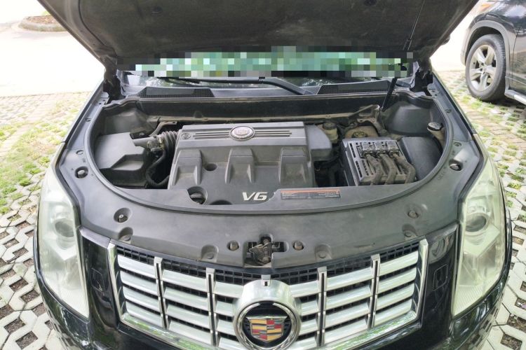 Used Cadillac SRX 2013 3.0L Elite Model Engine Bay