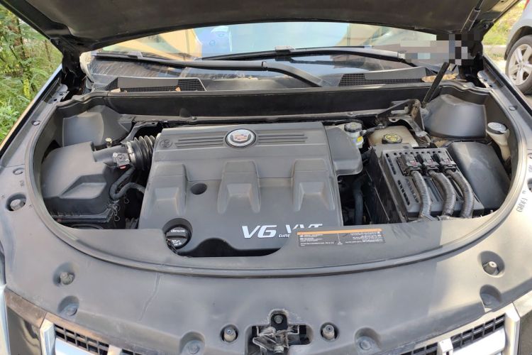 Used Cadillac SRX 2013 3.0L Leading Model Engine Bay