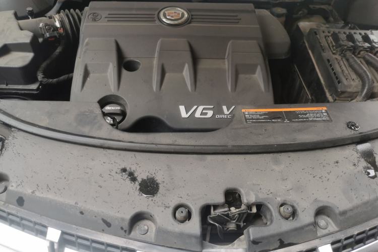 Used Cadillac SRX 2013 3.0L Elite Model Engine Bay