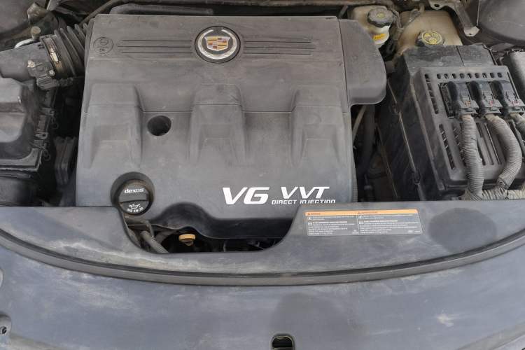 Used Cadillac SRX 2013 3.0L Luxury Model Engine Bay