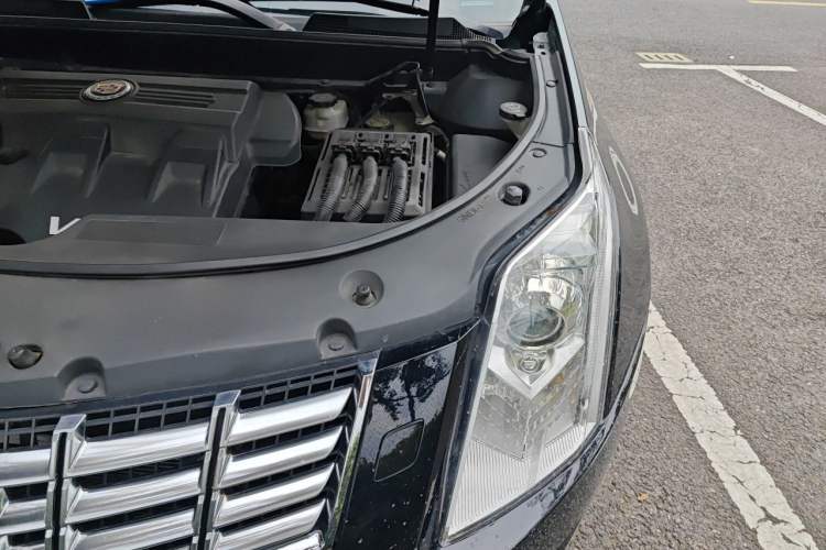 Used Cadillac SRX 2013 3.0L Leading Model Engine Bay Left