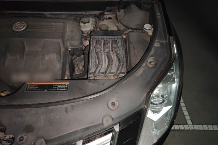 Used Cadillac SRX 2013 3.0L Elite Model Engine Bay Left