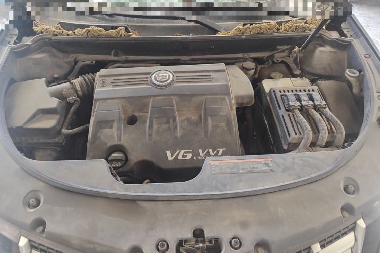 Used Cadillac SRX 2013 3.0L Elite Model Engine Bay
