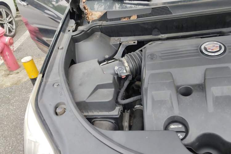 Used Cadillac SRX 2013 3.0L Elite Model Engine Bay Right