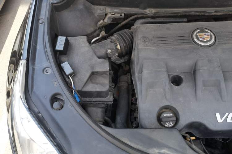 Used Cadillac SRX 2013 3.0L Luxury Model Engine Bay Right