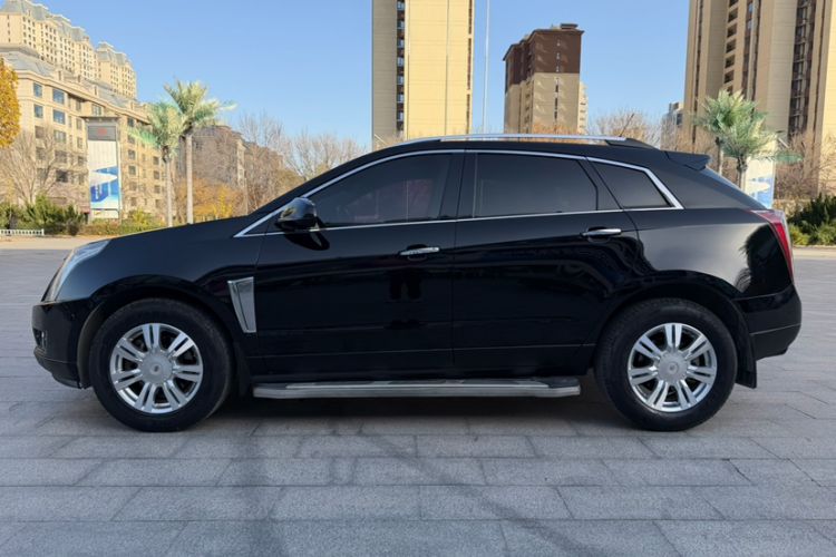 Used Cadillac SRX 2013 3.0L Elite Model Exterior 2