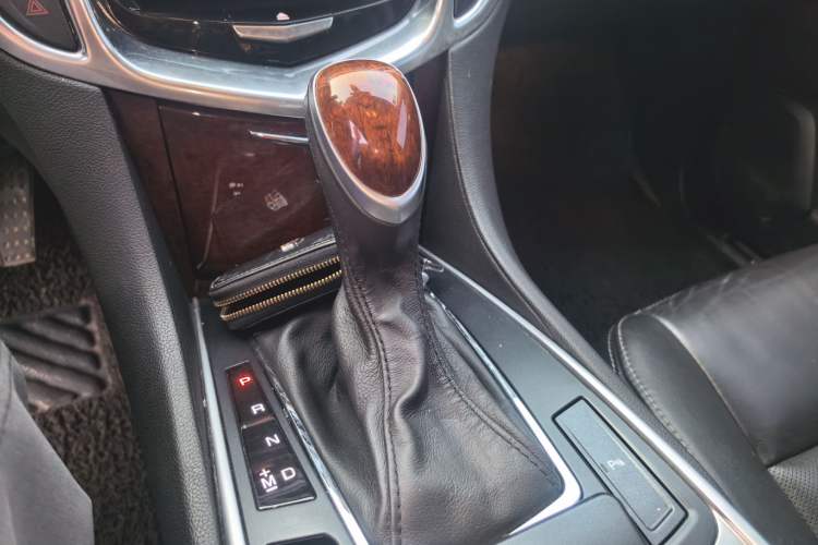 Used Cadillac SRX 2013 3.0L Elite Model Gear Lever