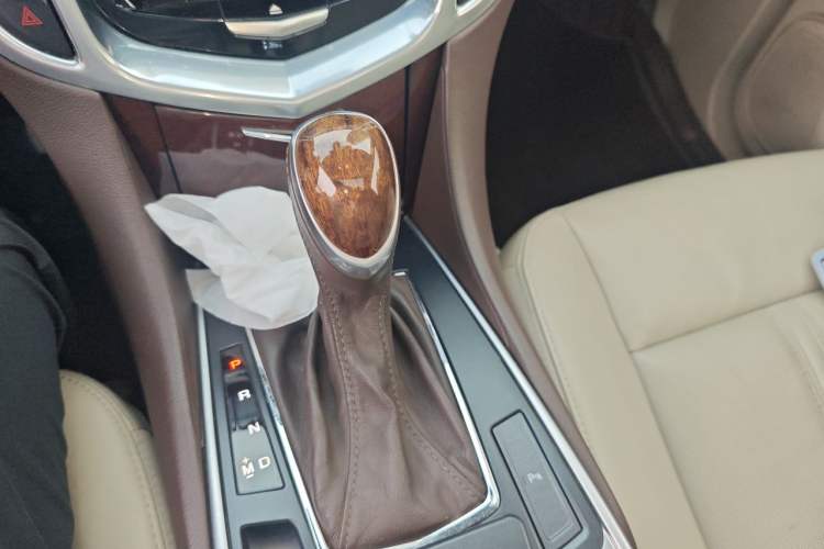 Used Cadillac SRX 2013 3.0L Elite Model Gear Lever