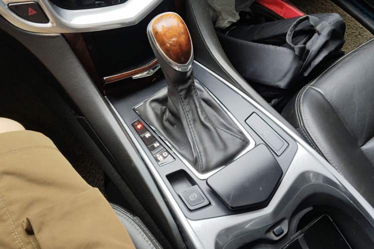 Used Cadillac SRX 2013 3.0L Elite Model Gear Lever