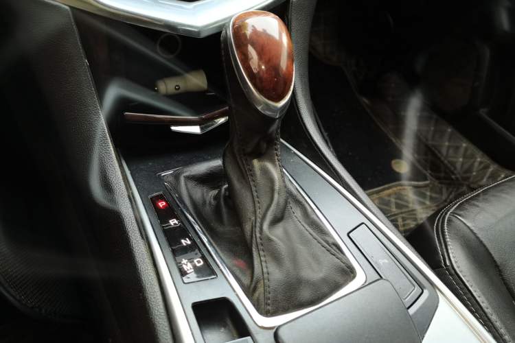 Used Cadillac SRX 2013 3.0L Elite Model Gear Lever