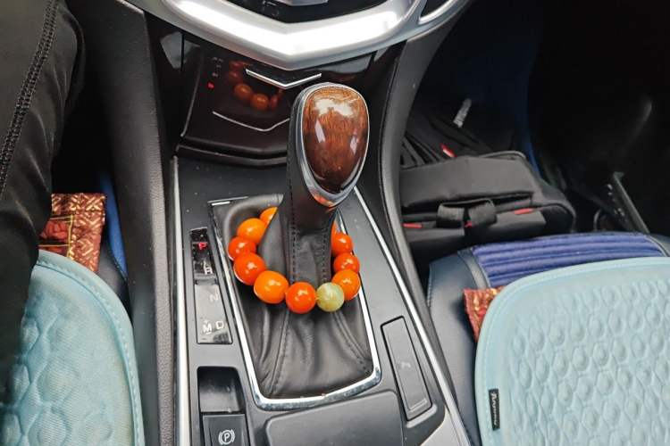 Used Cadillac SRX 2013 3.0L Leading Model Gear Lever