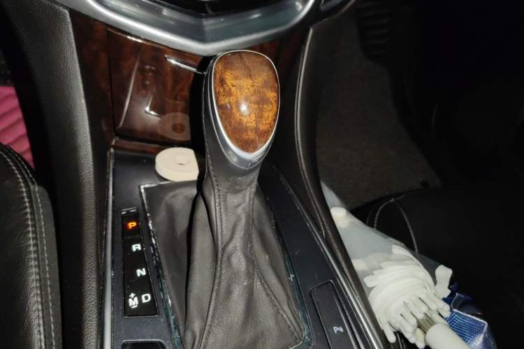 Used Cadillac SRX 2013 3.0L Leading Model Gear Lever
